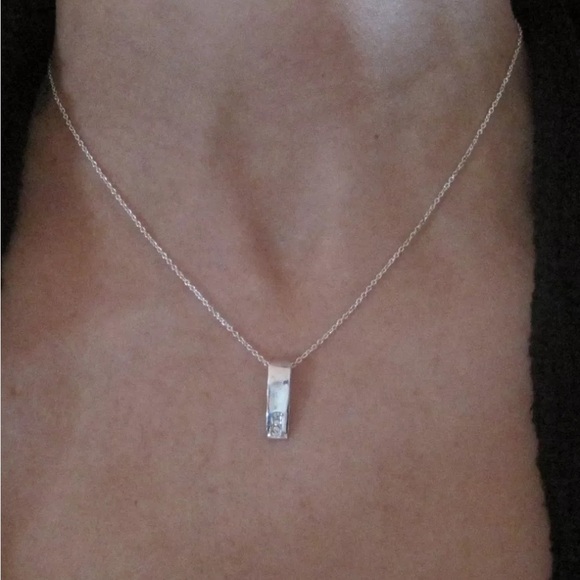 STERLING SILVER 925
Pendant w/ 3 Stones
on Wheat Chain Necklace - Picture 2 of 12